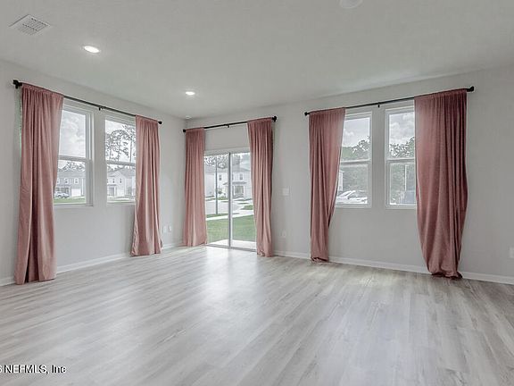 2nd image of 14438 Macadamia Ln