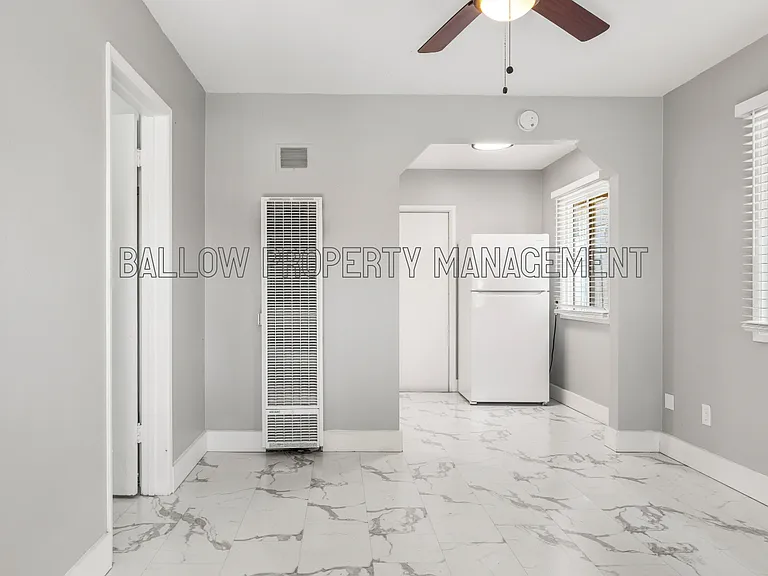 2141 E 16th St #2141 — Photo 5