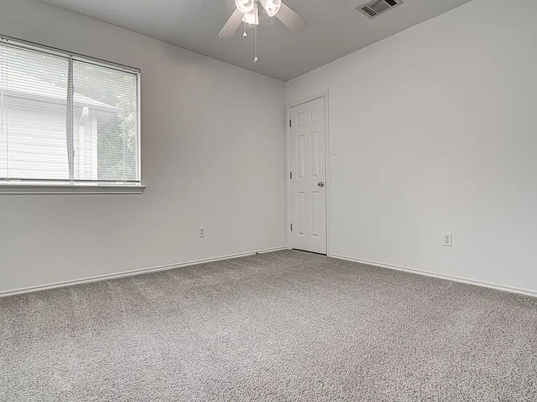 4300 Companeros Way — Photo 16