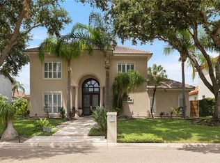 121 Rio Grande Dr, Mission, TX 78572