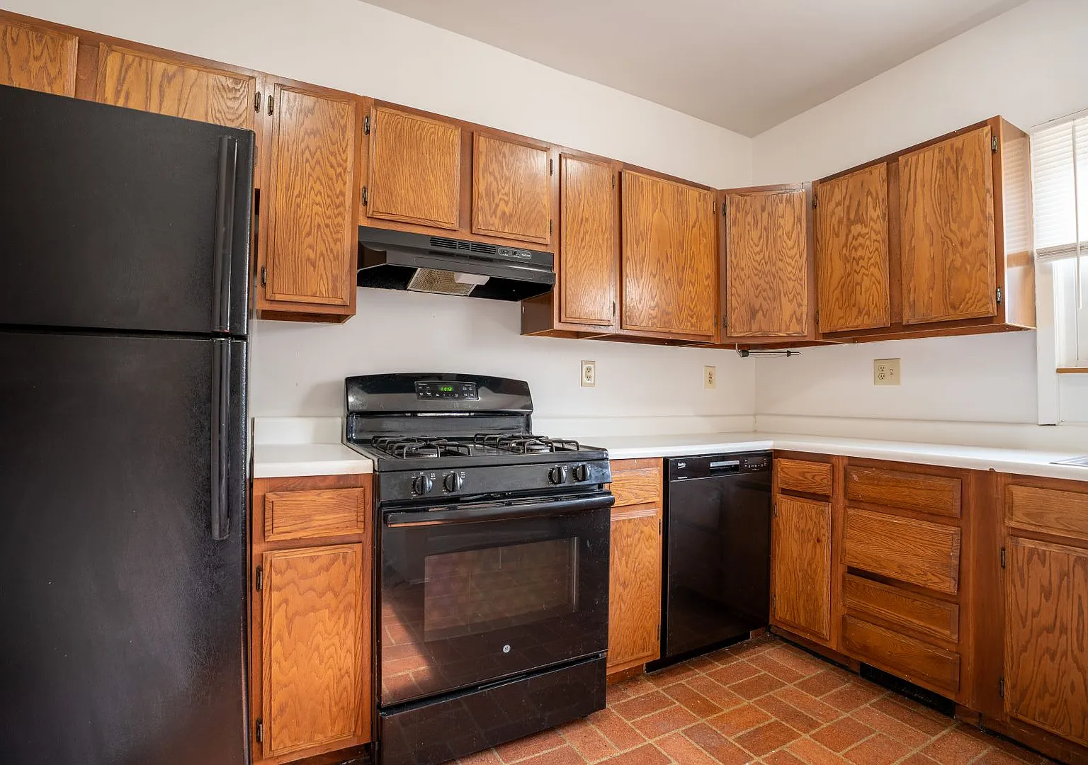 919 Plum Street — Photo 3