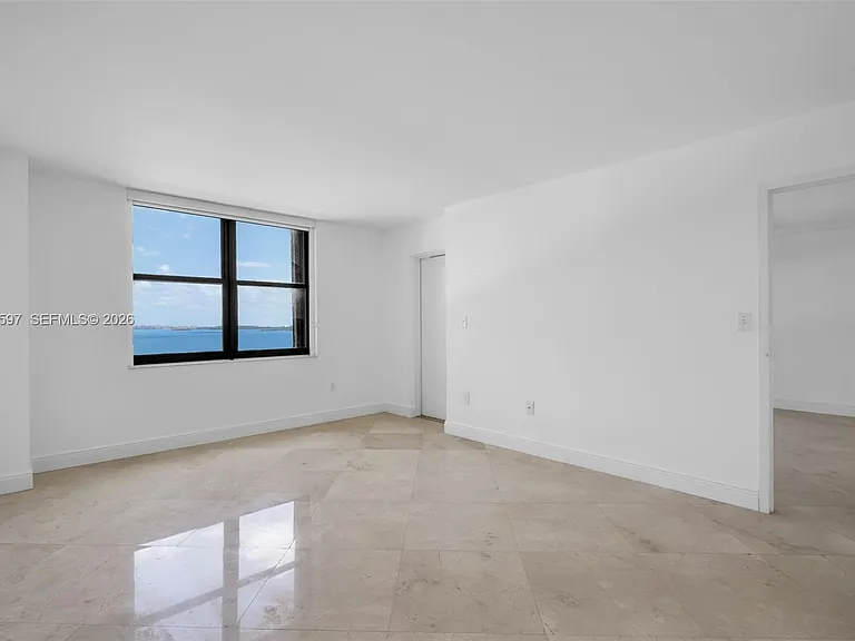 2333 Brickell Ave #1109 — Photo 18