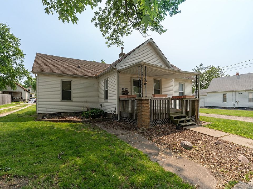 1112 W Oakland Ave, Bloomington, IL 61701 Zillow