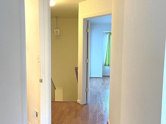 3rd image of 4080 Fountainside Ln