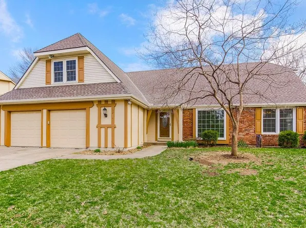 13206 W 77th Ter, Lenexa, KS 66216