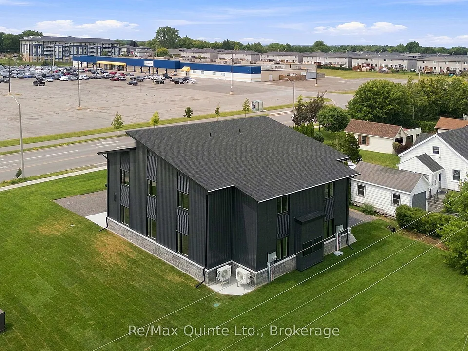 5 Sienna Ave #C