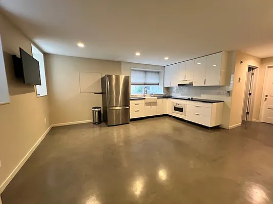 Rented by Nest Seekers International | media 3