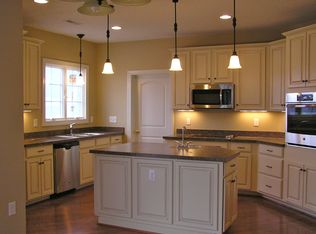 42 Haven Oak Ct, Lexington, VA 24450