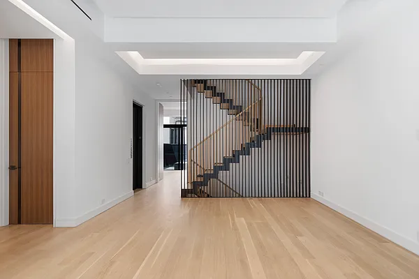 Rented by Douglas Elliman | media 21