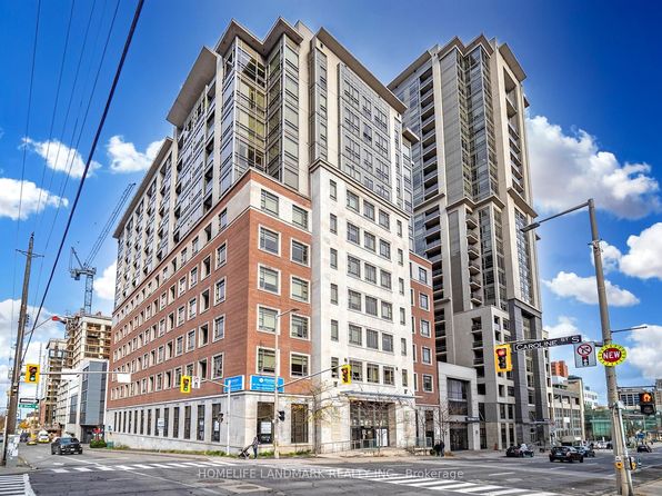 150 Main St W #613, Hamilton, ON L8P 1H8