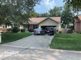 4674 Peggyann Dr, Saint Charles, MO