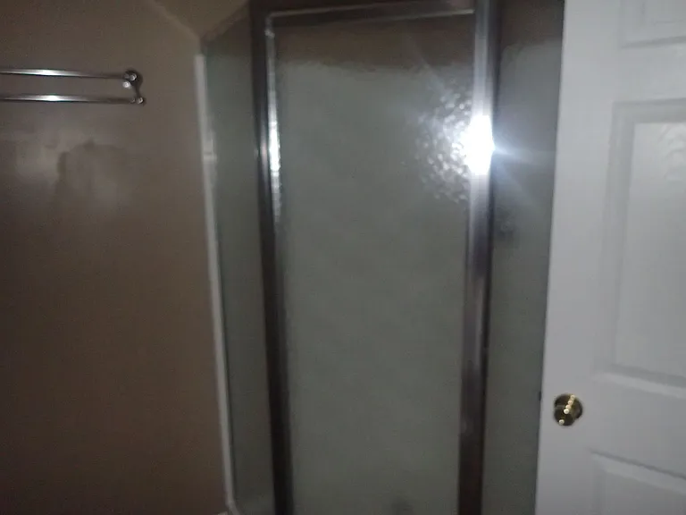 332 W Ridgecrest Blvd — Photo 7