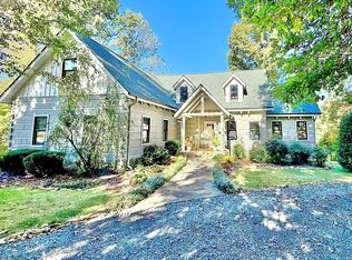 2097 Fiddlers Creek Rd, Asheboro, NC 27205