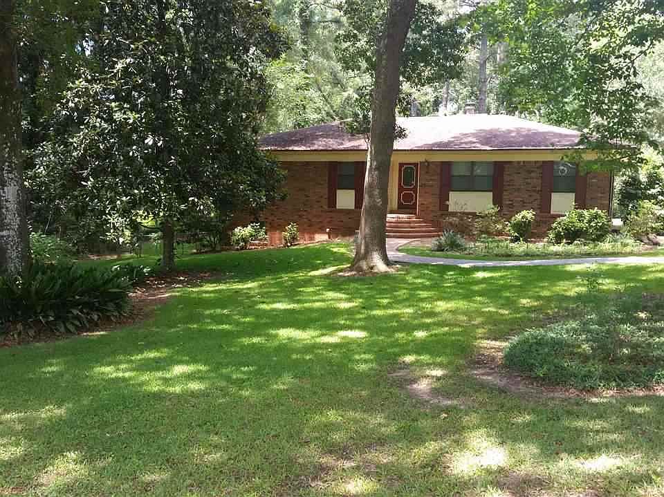 1st image of 2062 Hill N Dale Dr N