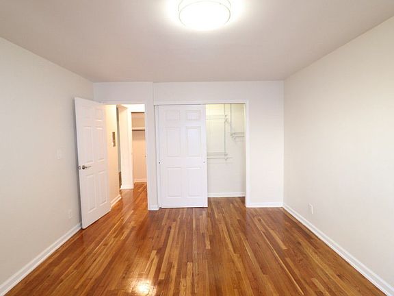 4th image of 4140 Denman St APT 3F