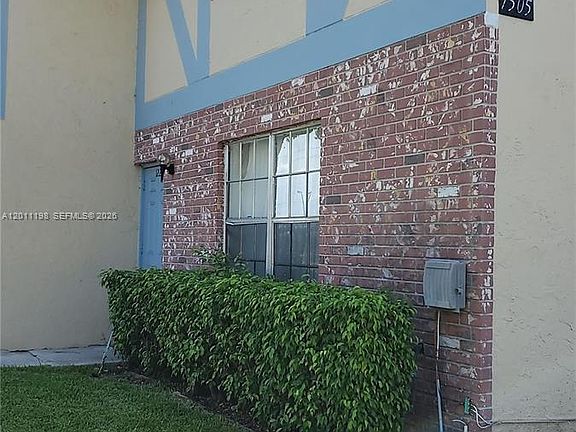 5th image of 7505 Kimberly Blvd APT 122