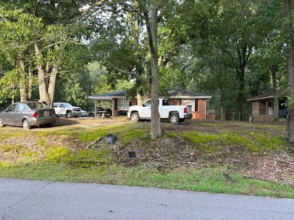 1250 Forrest Ellis Rd, Douglasville, GA 30134
