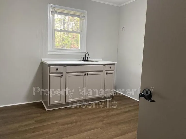549 State Highway 30 82 S — Photo 12