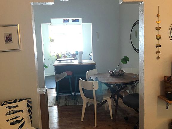 4th image of 1425 Meridian Ave