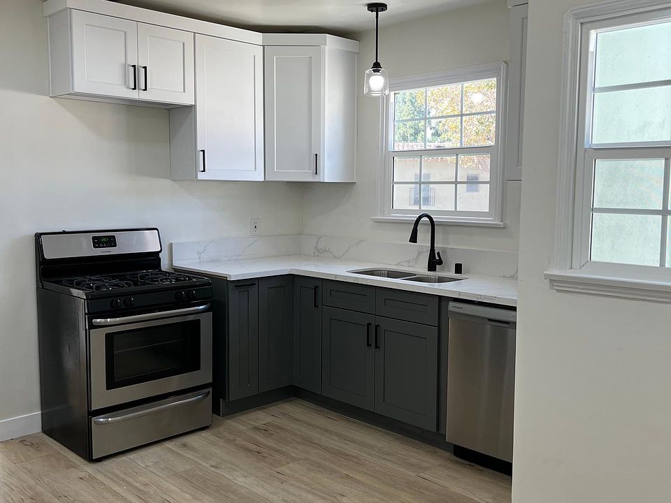 1st image of 4238 9th Ave #1/2