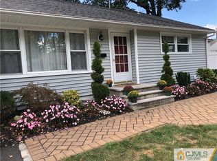91 Drake Pl, Colonia, NJ 07067
