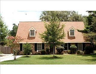 1st image of 108 Willow Wood Dr