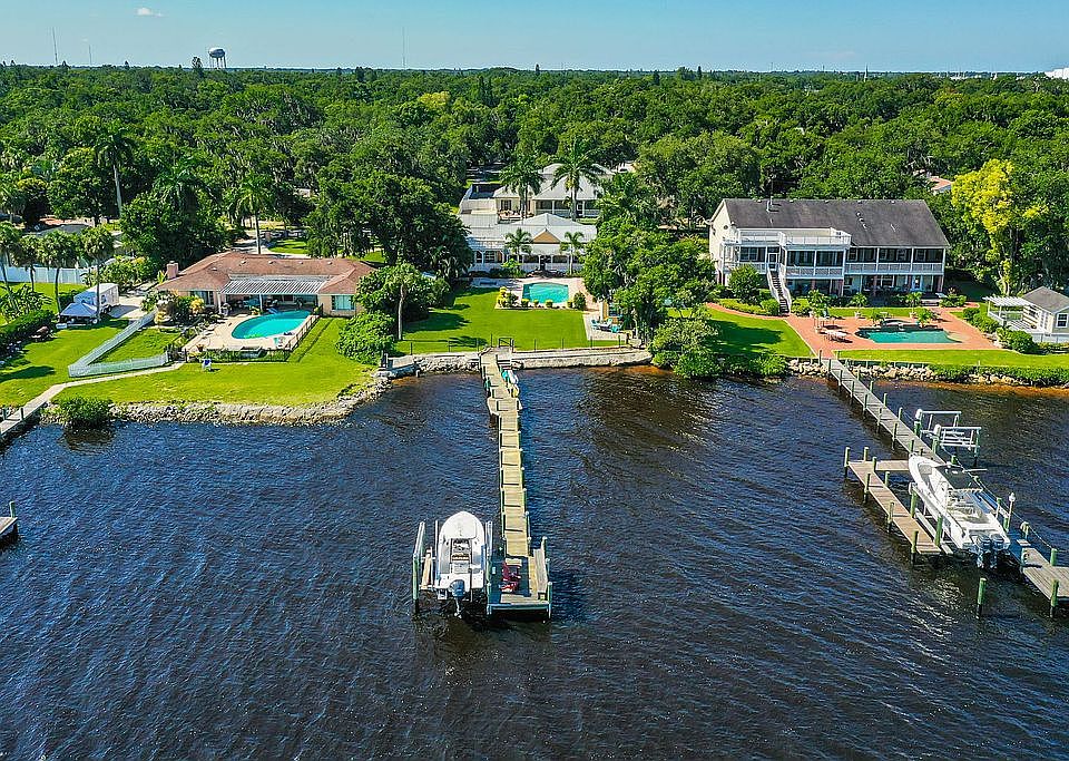 Directly on Manatee River