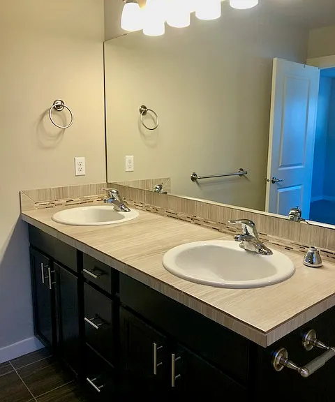 11533 Hudson Ln — Photo 5