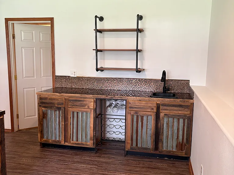613 E Bonnie Lynn Ln — Photo 23