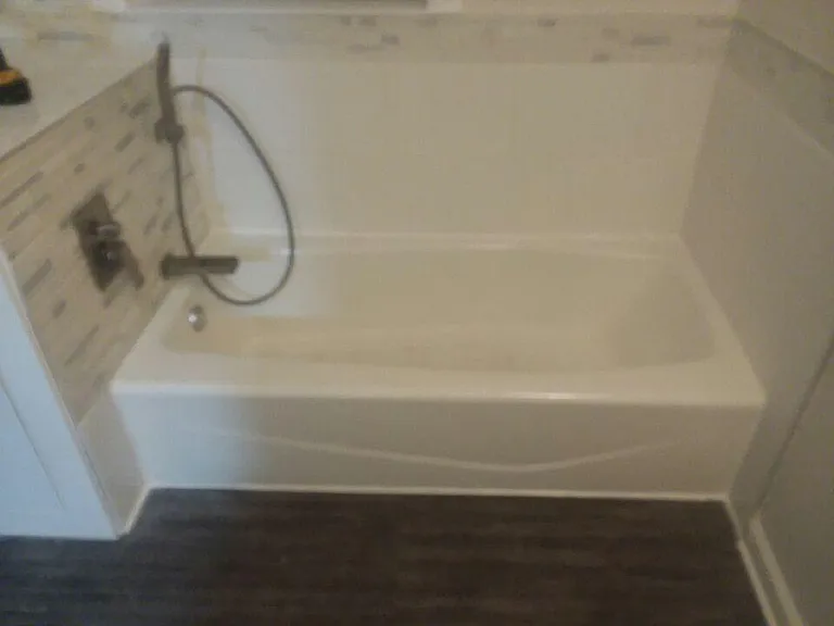 119 E Wilson St — Photo 24