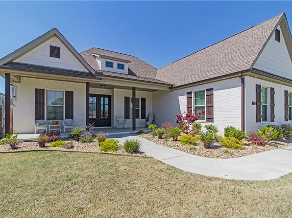 292 Santa Teresa Pl, Springdale, AR 72762