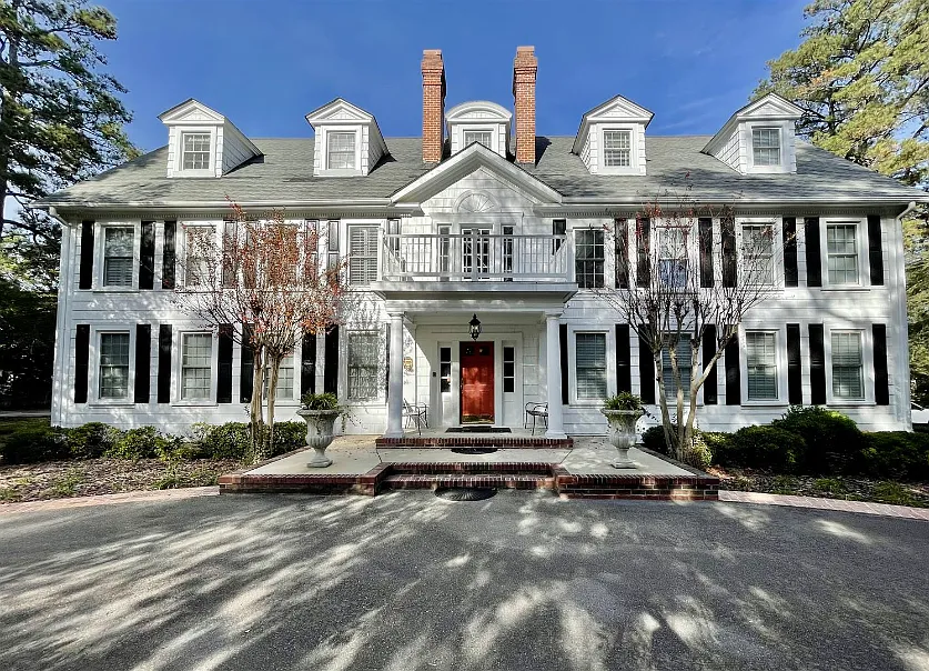 160 Palmetto Rd #8-A