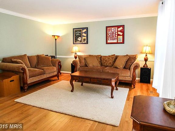 4th image of 9078 Marie Ct