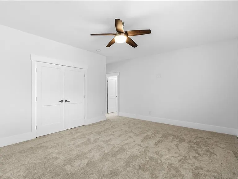 15448 Hopewell Rd — Photo 42