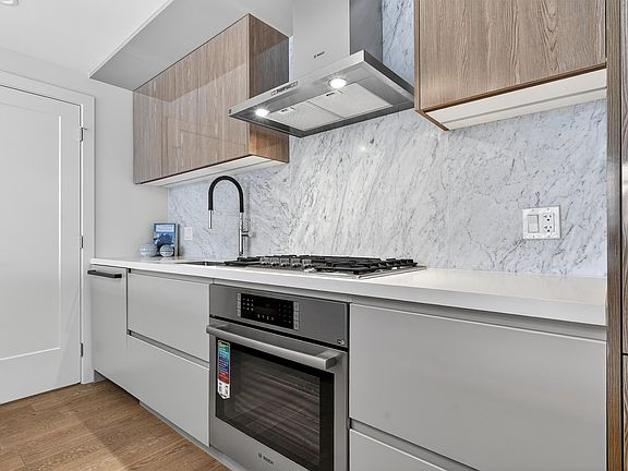 5th image of 1526 Finlay St #415