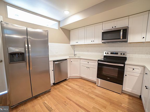 3rd image of 1808 N Willington St #2