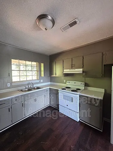 38 Manatee Ln Photo 1