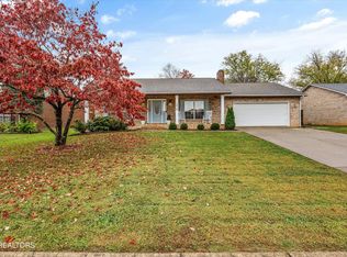 1418 Peabody Dr, Maryville, TN 37803