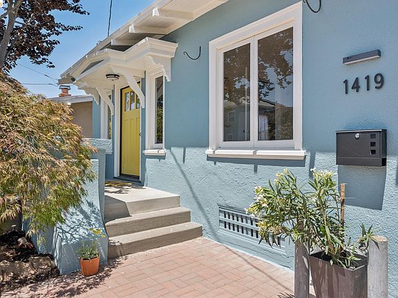 3rd image of 1419 Berkeley Way