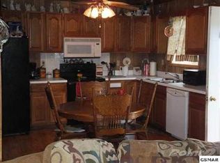 Middle Creek Rd, Cosby, TN 37722