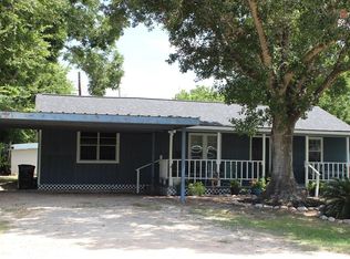 312 Magnusson Ave, Palacios, TX 77465