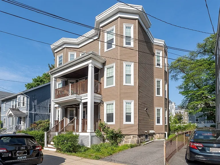 41 Fairbanks St #3 — Photo 24