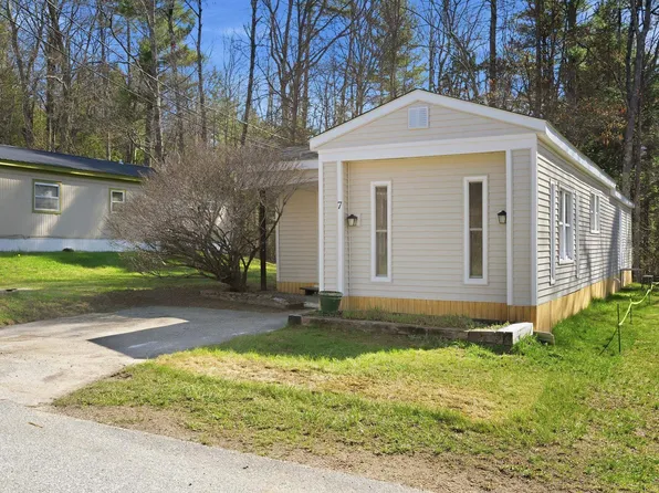 174 South Stark Highway #7, Weare, NH 03281