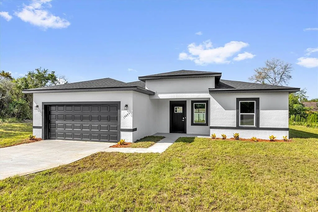 4 bed, 3.0 bath, 1865 sqft, $1,900 — Photo 2