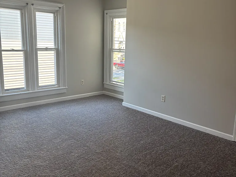 404 Main St #406 — Photo 8