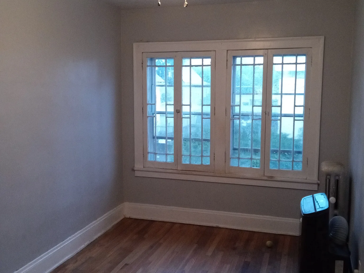 Lauderdale Apartments — Photo 3
