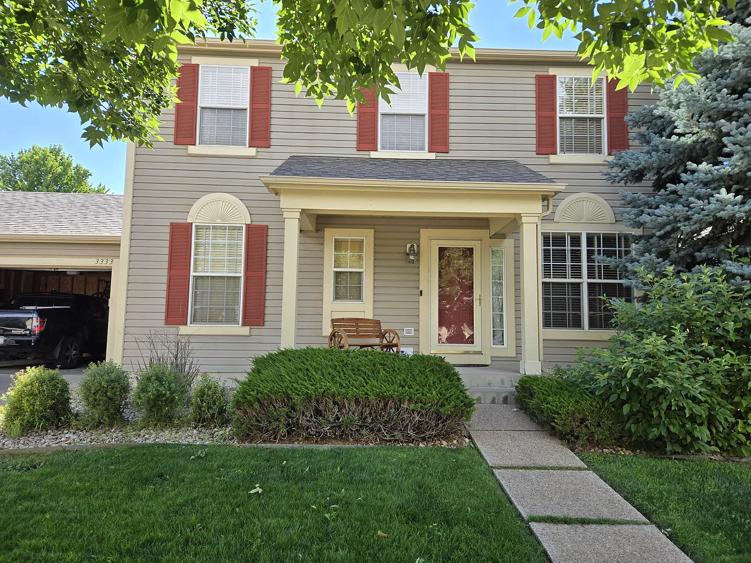 3 bed, 2.5 bath, 1739 sqft, $3,400 — Photo 1