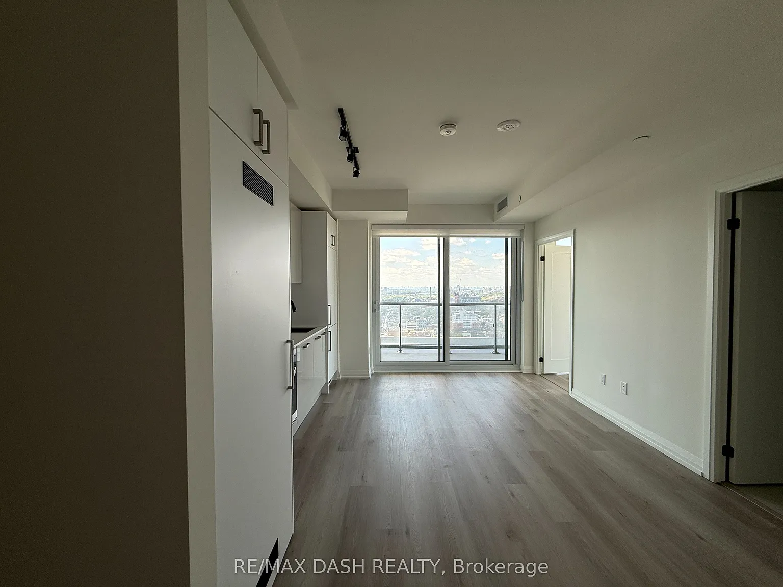 2 bed, $3,240 — Photo 4