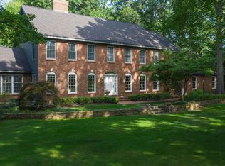 6 E Ridge Rd, Loudonville, NY 12211