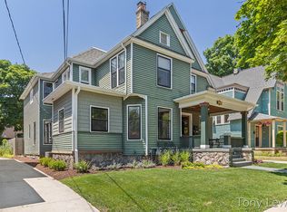 227 Henry Ave SE, Grand Rapids, MI 49503